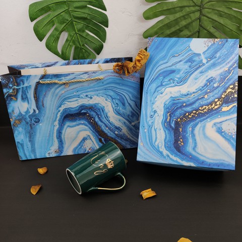 Hộp đựng quà hình chữ nhật vân đá kèm túi 30.5x22x10cm