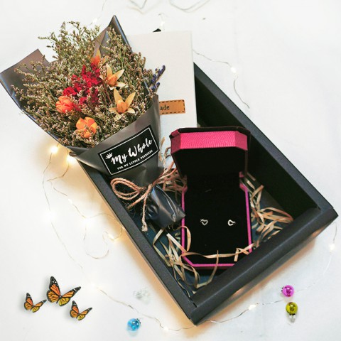 Quà tặng Valentine Hoa khô tự nhiên & Trang sức 