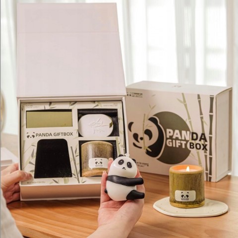 Bộ quà tặng nến sáp thơm khu rừng tre Panda