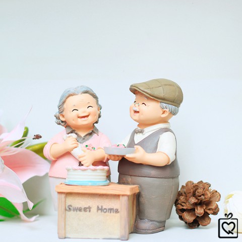 Tượng ông bà - làm bánh
