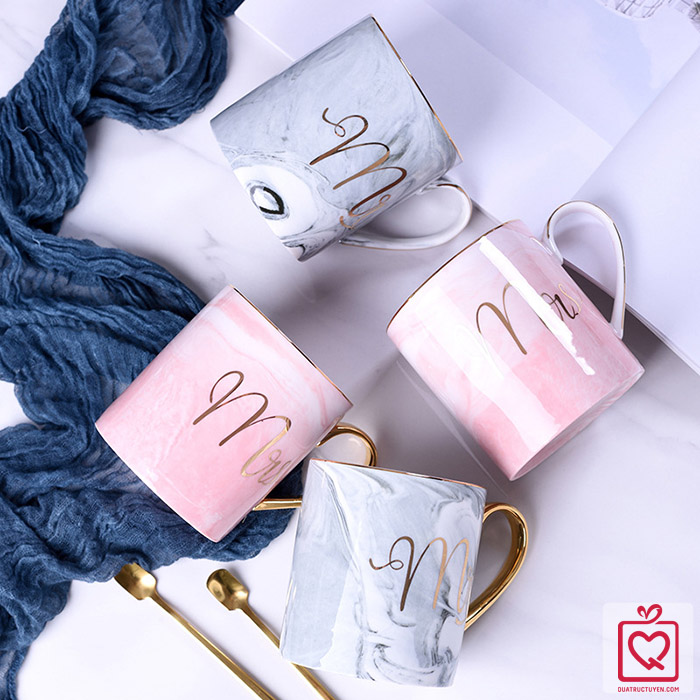 Cốc sứ v&acirc;n đ&aacute; Mr Mrs