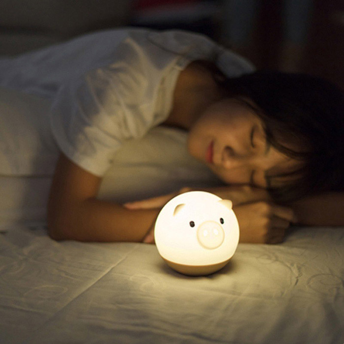 Đ&egrave;n ngủ heo mập ngộ nghĩnh