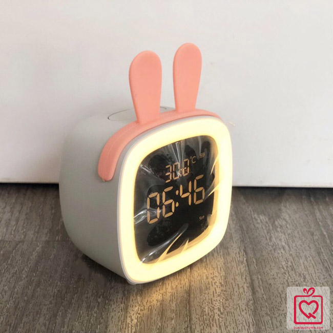 Đồng hồ b&aacute;o thức đ&egrave;n Led cute pet TV