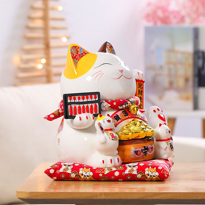 Mèo tay v&acirc;̃y mu&ocirc;n phần bội thu 