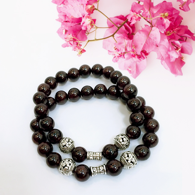 V&ograve;ng tay đ&aacute; garnet