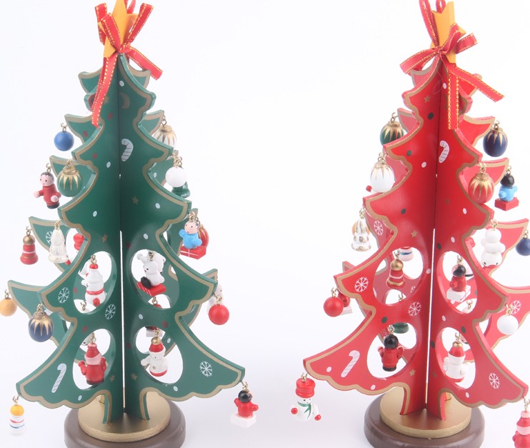 Mô hình cây thông noel hai lá bằng gỗ cỡ nhỏ màu đỏ