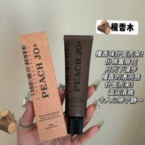 Kem Dưỡng Da Tay Nước Hoa Peach Jo K307 - Gỗ Đàn Hương 50Ml