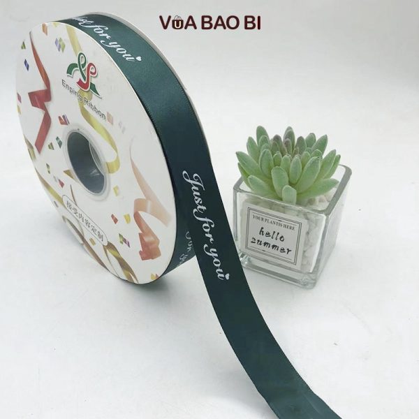 Ruy băng satin in chữ bản 2,5cm cuộn 84m RB02
