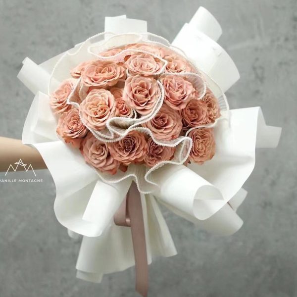 Voan sóng đính ngọc gói hoa