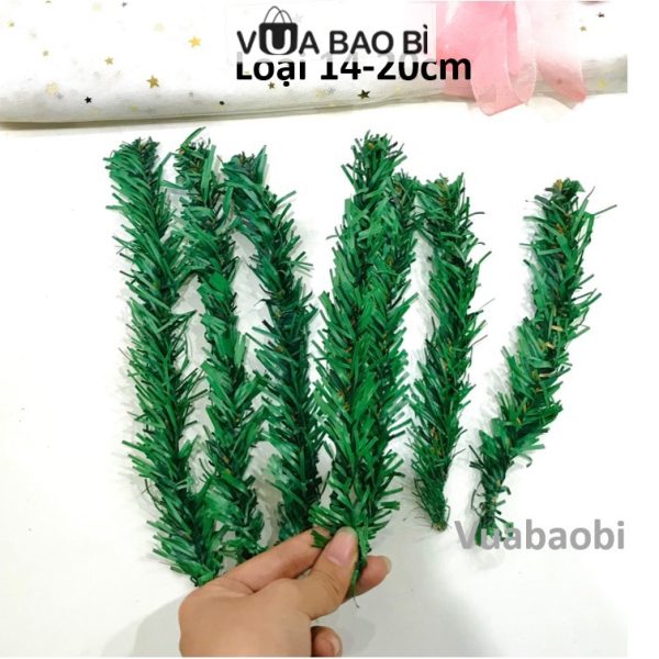 Lá thông giả trang trí Giáng sinh, hộp quà