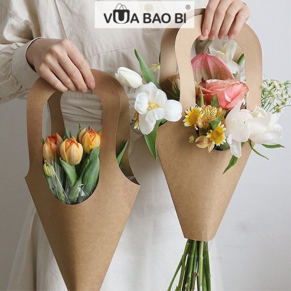 Túi kraft đựng hoa dáng ốc quế quai cầm H34