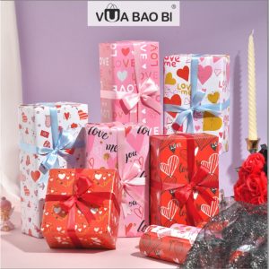 Giấy gói quà trái tim G10 (5 tờ 50×70cm)