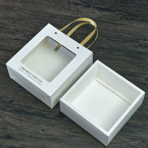 Hộp quà mặt kính quai xách 18×18cm H27 trắng