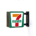 711