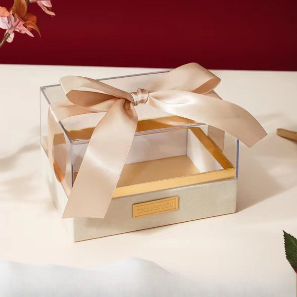 Hộp quà acrylic trong suốt viền vải H58
