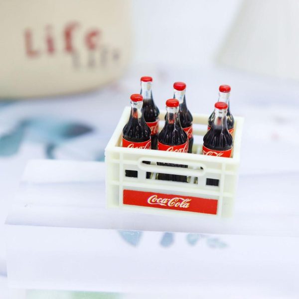 Móc khóa mô hình đồ ăn vặt, đồ dùng phồng 3D - Cola K264 - Trắng