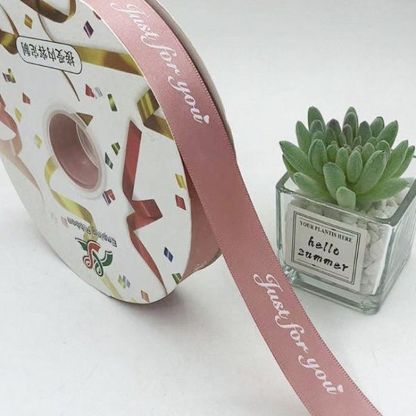Ruy băng satin in chữ bản 2,5cm cuộn 84m RB02