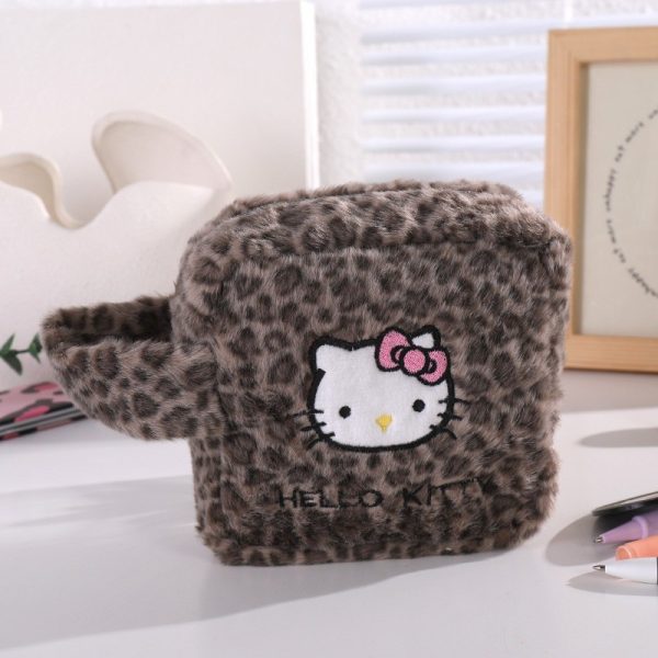 Túi đựng đồ cá nhân lông mềm Hello Kitty - Nâu