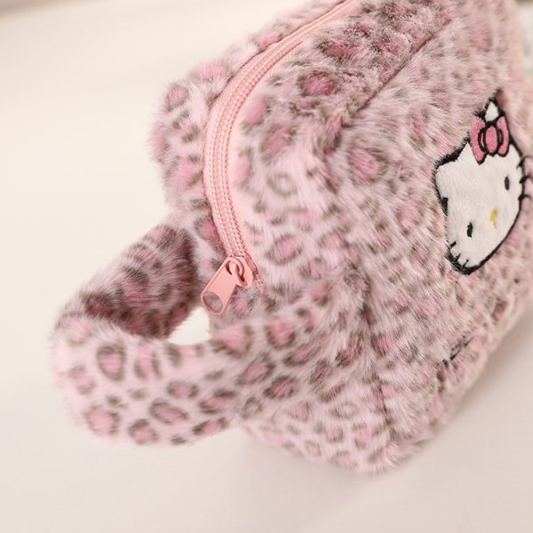 Túi đựng đồ cá nhân lông mềm Hello Kitty