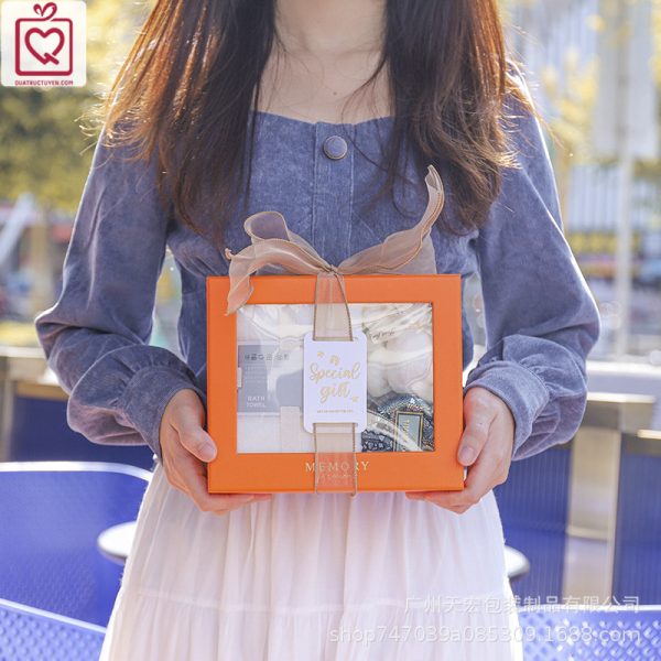 Hộp quà tặng ô kính trong suốt thắt nơ voan 20x17cm H21
