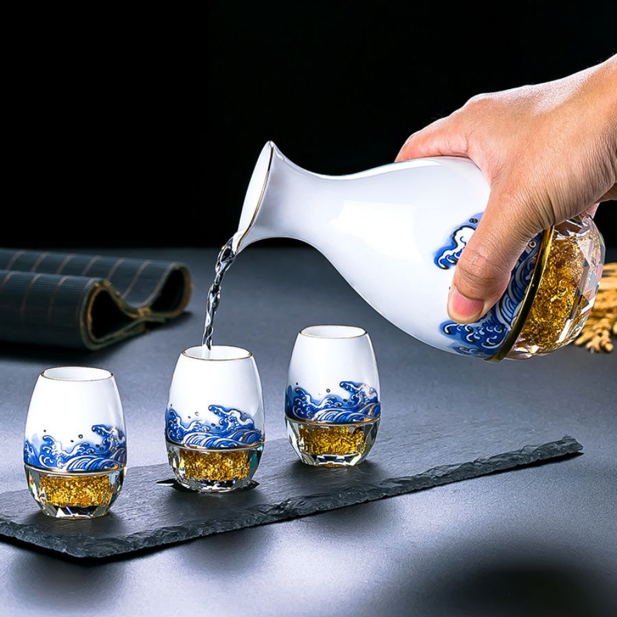 Bộ bình rót 6 ly vảy vàng 24K Tri Âm Mỹ Tửu