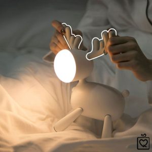 Đèn ngủ để bàn dễ thương - tuần lộc - Pin sạc