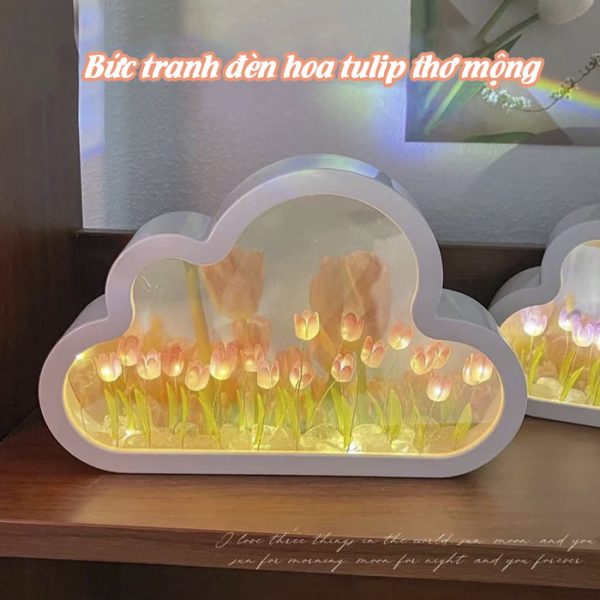 Gương để bàn kiêm đèn led vườn hoa tulip DIY ( Mẫu đã được gắn sẵn hoa bên trong)