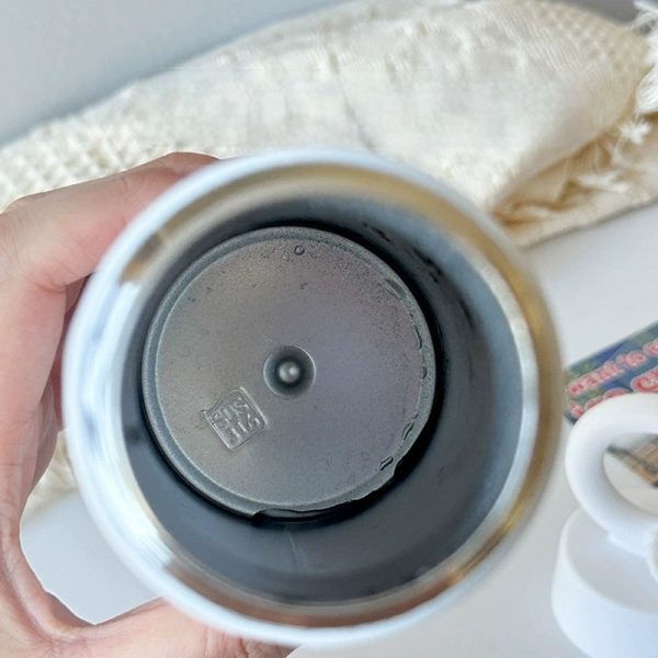 Bình giữ nhiệt tay tròn BL100 pastel kèm charm hoa cúc