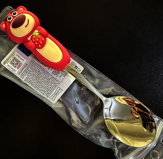 Thìa dĩa hoạt hình disney BL102